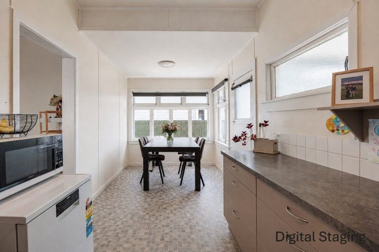 Photo of property in 3 Andrew Street, Marewa, Napier, 4110