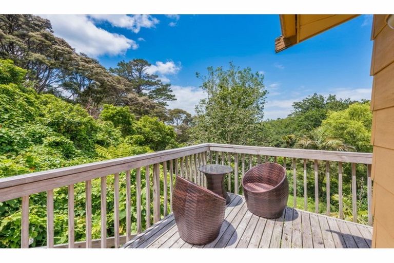 Photo of property in 13 Mceldowney Road, Titirangi, Auckland, 0604
