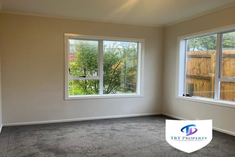 Photo of property in 145 Rosier Road, Glen Eden, Auckland, 0602