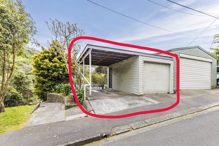 Photo of property in 18 Blackbridge Road, Wadestown, Wellington, 6012