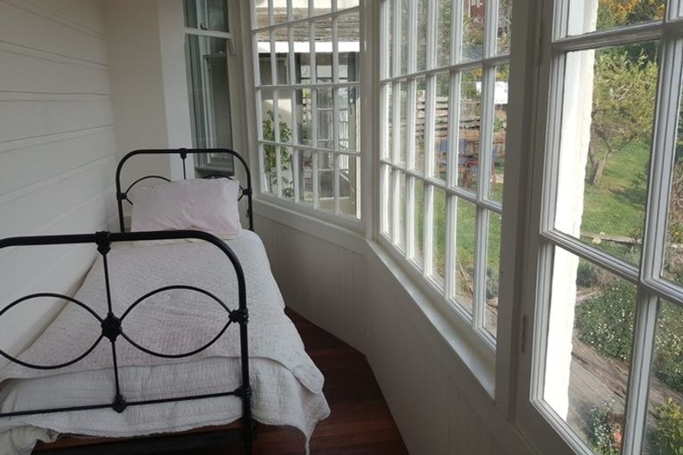 Photo of property in 28 Motu Street, Saint Clair, Dunedin, 9012