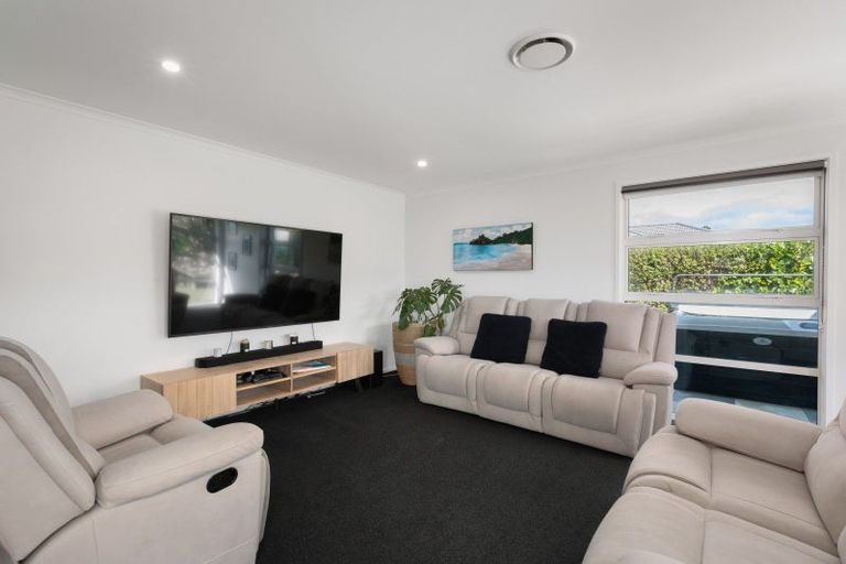 Photo of property in 2 Gleneagles Drive, Aongatete, Katikati, 3178
