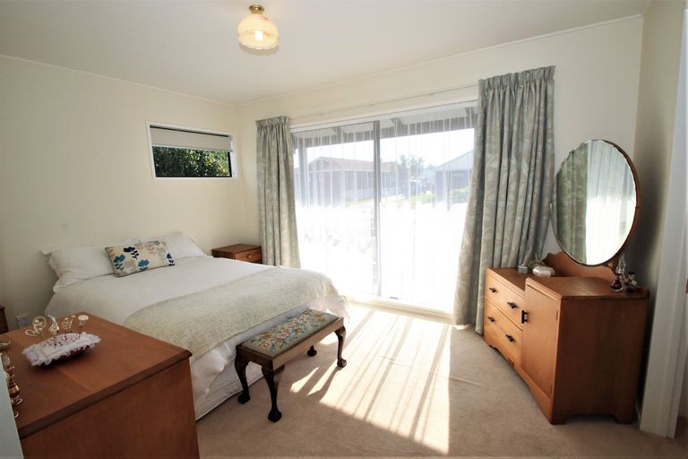 Photo of property in 111 Hagart-alexander Drive, Mosgiel, 9024