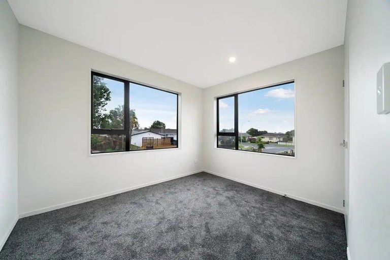 Photo of property in 4c Templeton Place, Clendon Park, Auckland, 2103