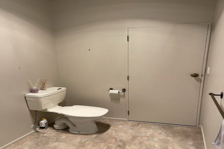 Photo of property in 38 Kuratawhiti Street, Greytown, 5712
