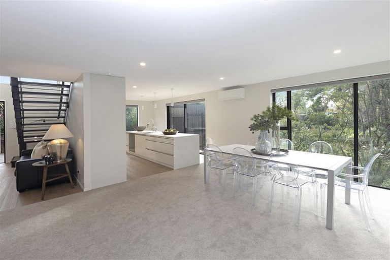 Photo of property in 7 Wood Lane, Fendalton, Christchurch, 8014