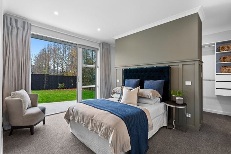 Photo of property in 11 Munro Oak Lane, Clevedon, 2582
