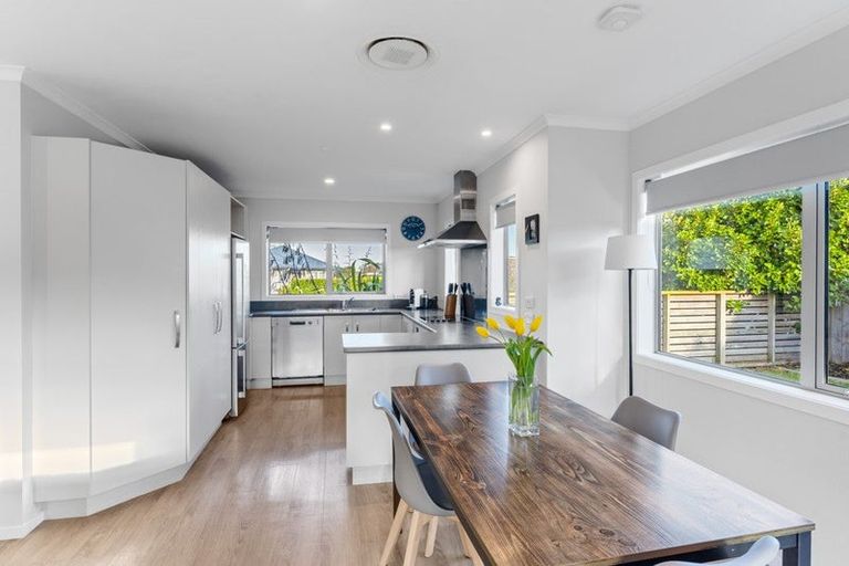 Photo of property in 4 Gallipoli Place, Paraparaumu, 5032