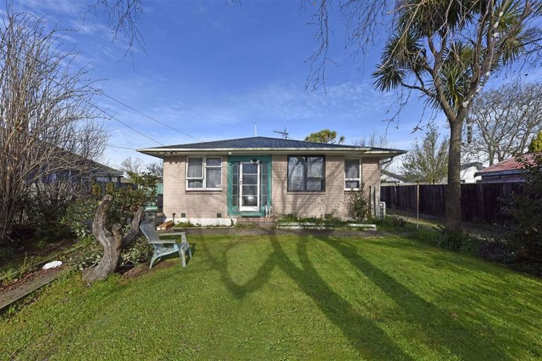 Photo of property in 4 Aldgate Street, Redwood, Christchurch, 8051