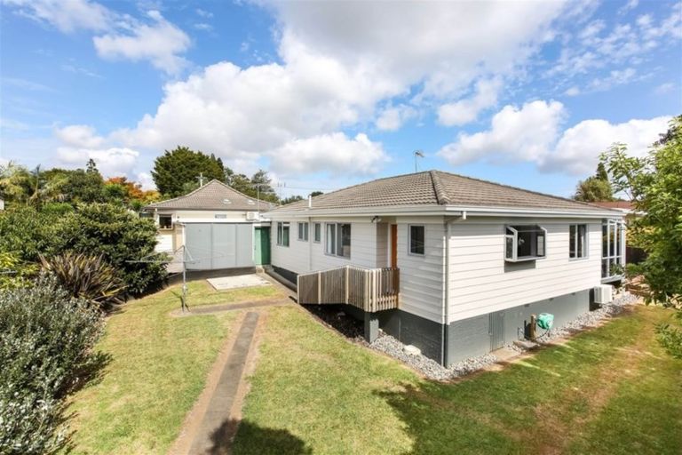 Photo of property in 12c Youngs Road, Papakura, 2110