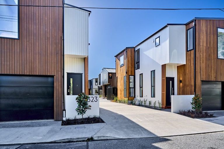 Photo of property in 323 Riverside Drive, Waterloo, Lower Hutt, 5011