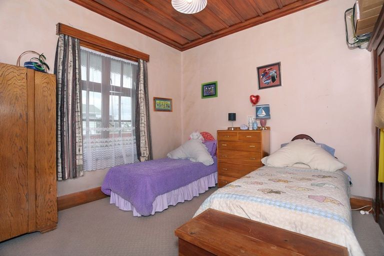 Photo of property in 16 Rira Street, Marton, 4710