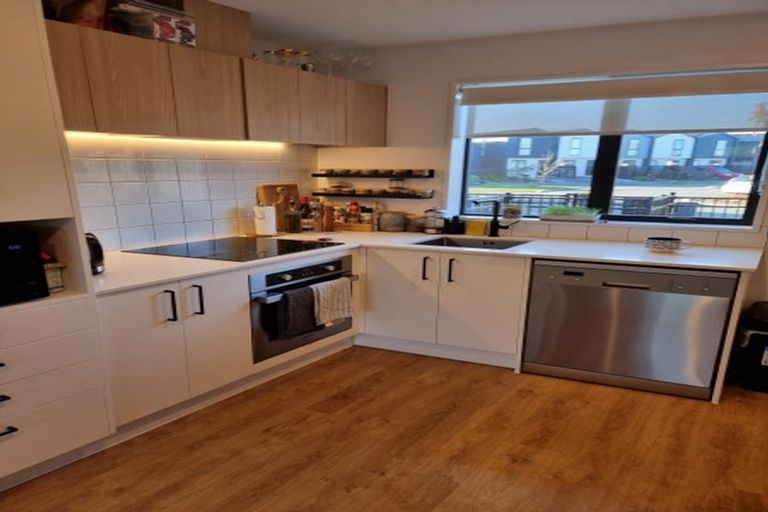 Photo of property in 54 Piripiri Place, Broomfield, Christchurch, 8042