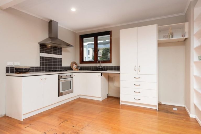 Photo of property in 22a Carlton Street, Bellevue, Tauranga, 3110