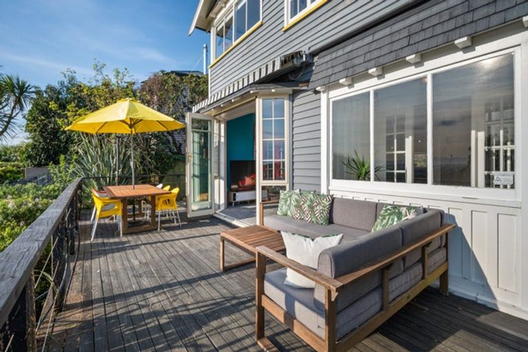 Photo of property in 83 Hackthorne Road, Cashmere, Christchurch, 8022