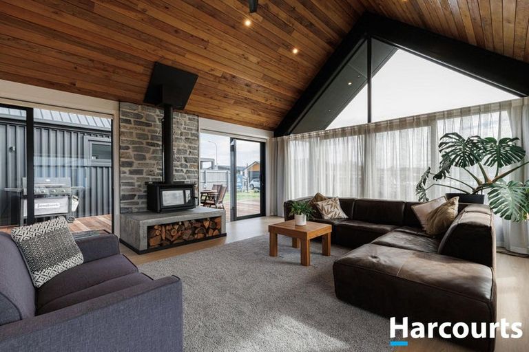 Photo of property in 18 Wakanini Place, Mapua, 7005