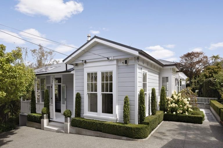 Photo of property in 17b Homewood Avenue, Karori, Wellington, 6012
