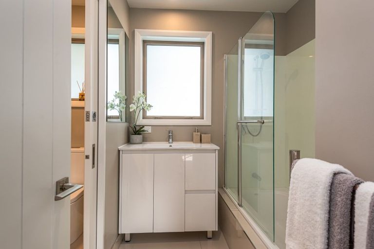 Photo of property in 9 Hurst Place, Parklands, Christchurch, 8083