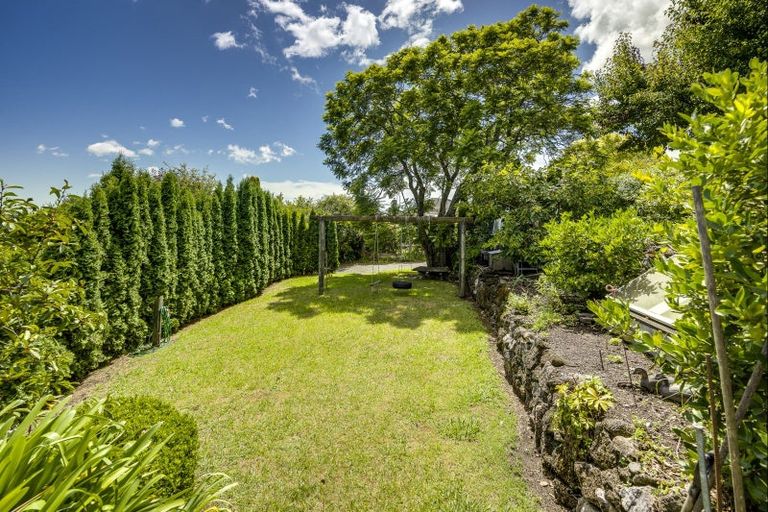 Photo of property in 20 Tauroa Road, Havelock North, 4130