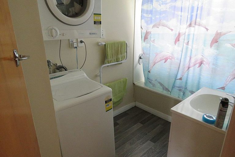 Photo of property in 2/26 Mona Vale Avenue, Riccarton, Christchurch, 8011