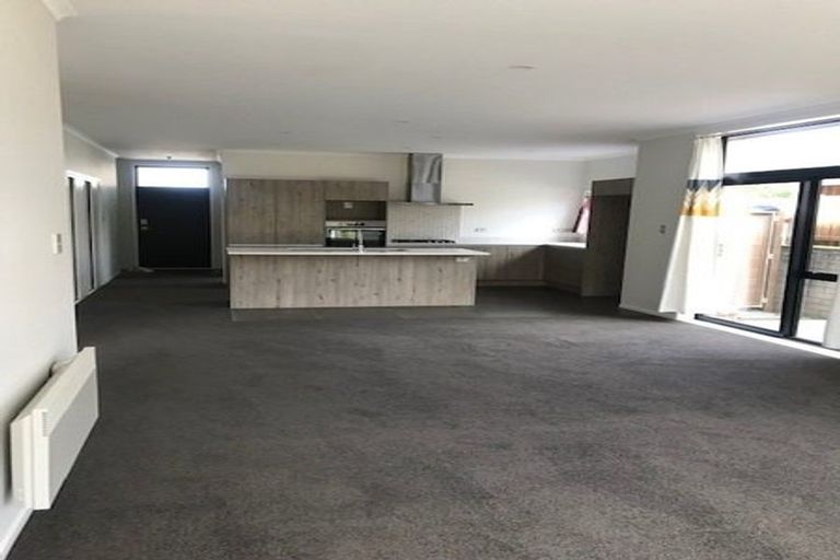 Photo of property in 11 Mapou Road, Hobsonville, Auckland, 0616