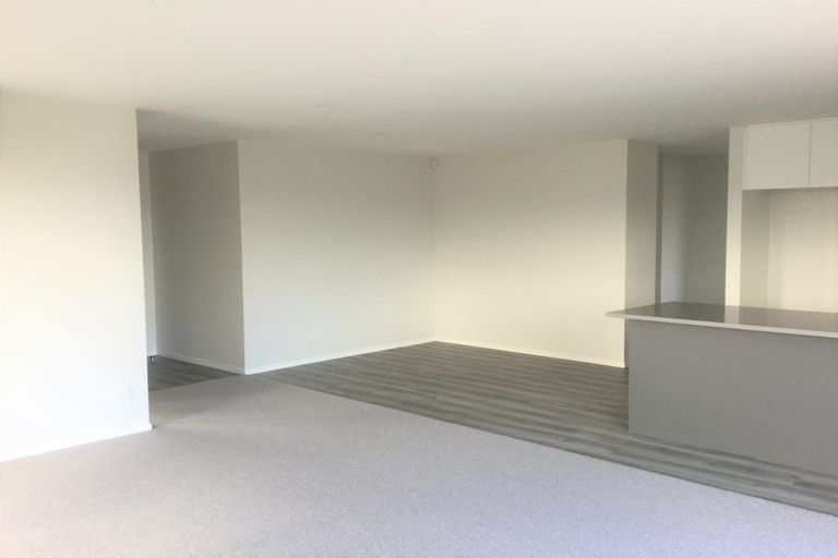 Photo of property in 1 Komata Crescent, Papamoa Beach, Papamoa, 3118