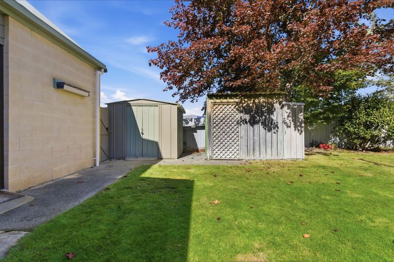 Photo of property in 31 Simons Street, Twizel, 7901