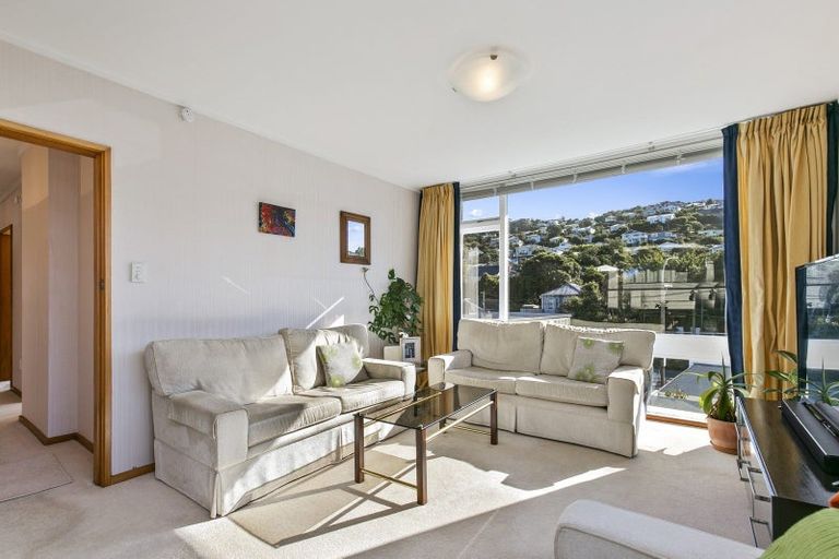 Photo of property in 157a Ohiro Road, Brooklyn, Wellington, 6021