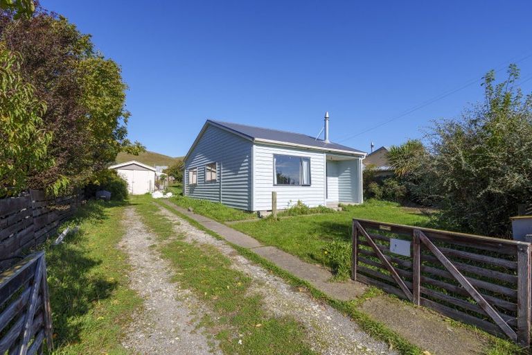 Photo of property in 9 Princes Street, Waikari, 7420