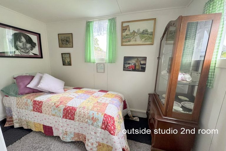 Photo of property in 11 Waverley Street, Waipawa, 4210