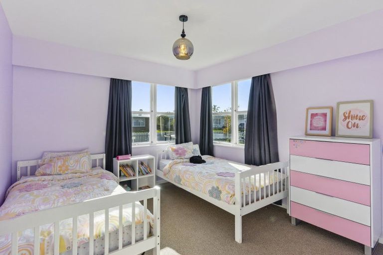 Photo of property in 2 Weld Street, Levin, 5510