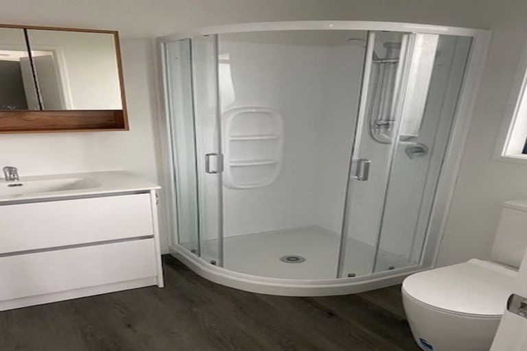 Photo of property in 1 Milla Mae Rise, Woodhill, 0110