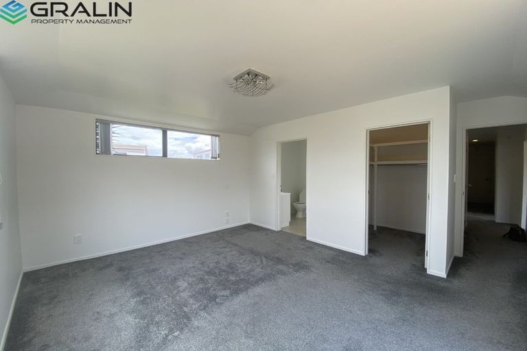 Photo of property in 63a Lynwood Road, New Lynn, Auckland, 0600