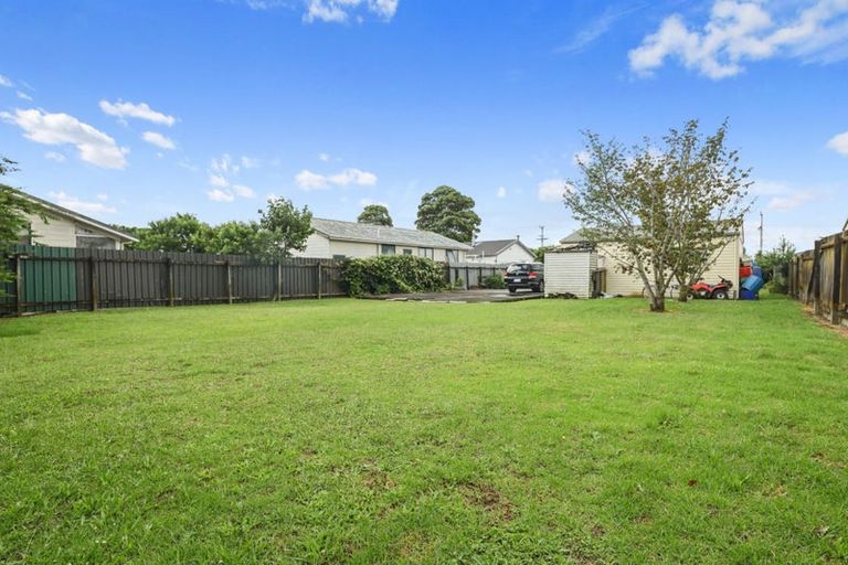 Photo of property in 90 Helvetia Road, Pukekohe, 2120