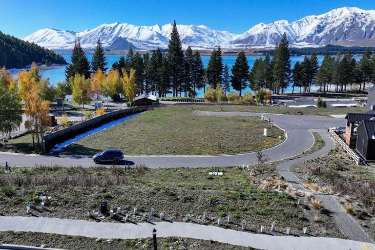 Photo of property in 5 Petes Place, Lake Tekapo, 7999