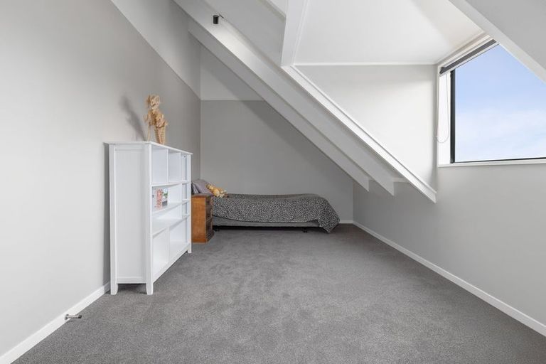 Photo of property in 9 Wright Grove, Levin, 5510