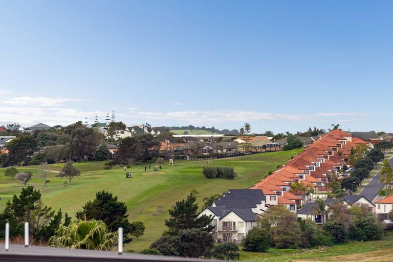 Photo of property in 1 Castaway Place, Gulf Harbour, Whangaparaoa, 0930