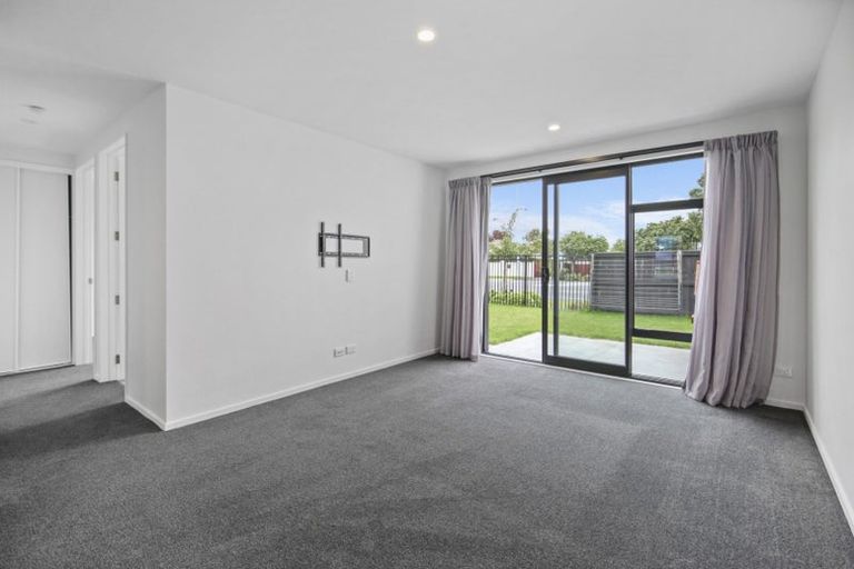 Photo of property in 105 Manakura Street, Russley, Christchurch, 8042