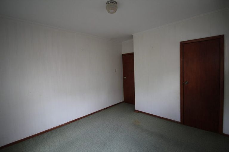 Photo of property in 40 Woodland Road, Johnsonville, Wellington, 6037