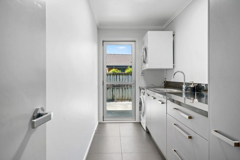 Photo of property in 19 Honiss Place, Cambridge, 3434