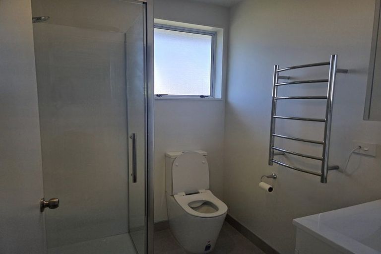 Photo of property in 2/4 Traynor Lane, Avonside, Christchurch, 8061