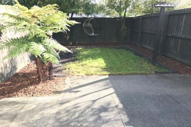 Photo of property in 9/54 Champion Street, Edgeware, Christchurch, 8013