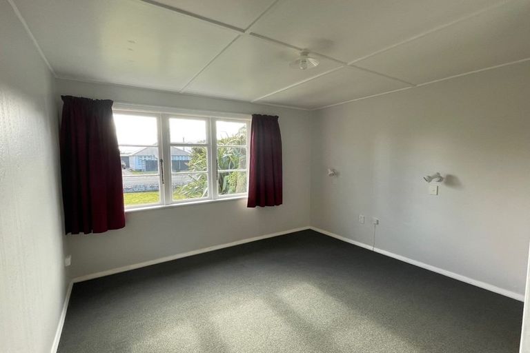 Photo of property in 178 Derby Street, Westport, 7825