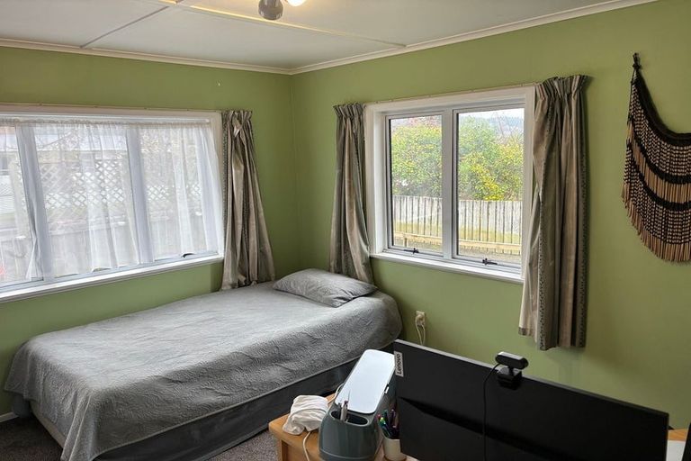 Photo of property in 13 Tapsell Road, Fairy Springs, Rotorua, 3015