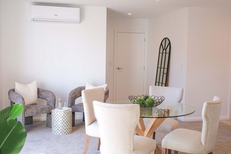 Photo of property in 8 Samuel Place, Terrace End, Palmerston North, 4410