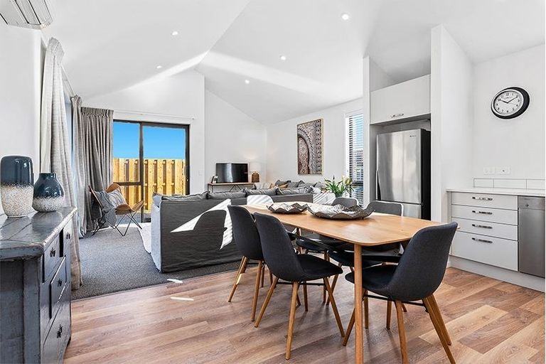 Photo of property in 6 Excelsior Place, Cromwell, 9310