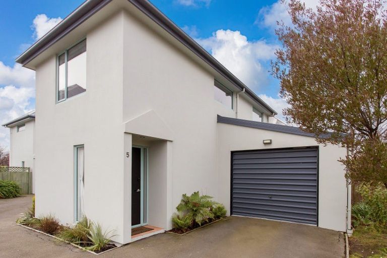 Photo of property in 5/19 Longley Place, Addington, Christchurch, 8024
