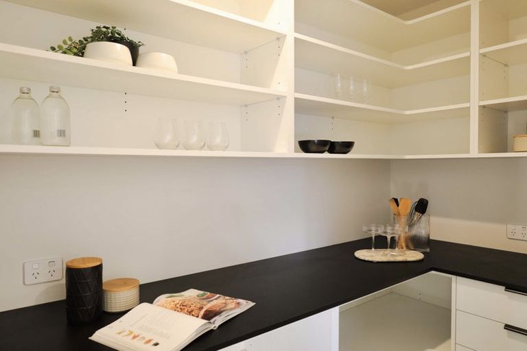 Photo of property in 4 Samuel Place, Terrace End, Palmerston North, 4410