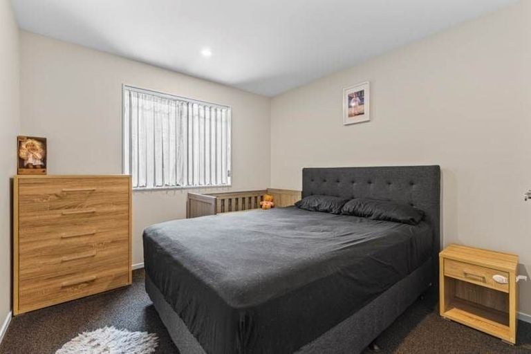 Photo of property in 3b Cronshaw Road, Karaka, Papakura, 2113