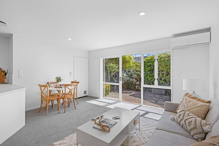 Photo of property in 17b Division Street, Riccarton, Christchurch, 8041